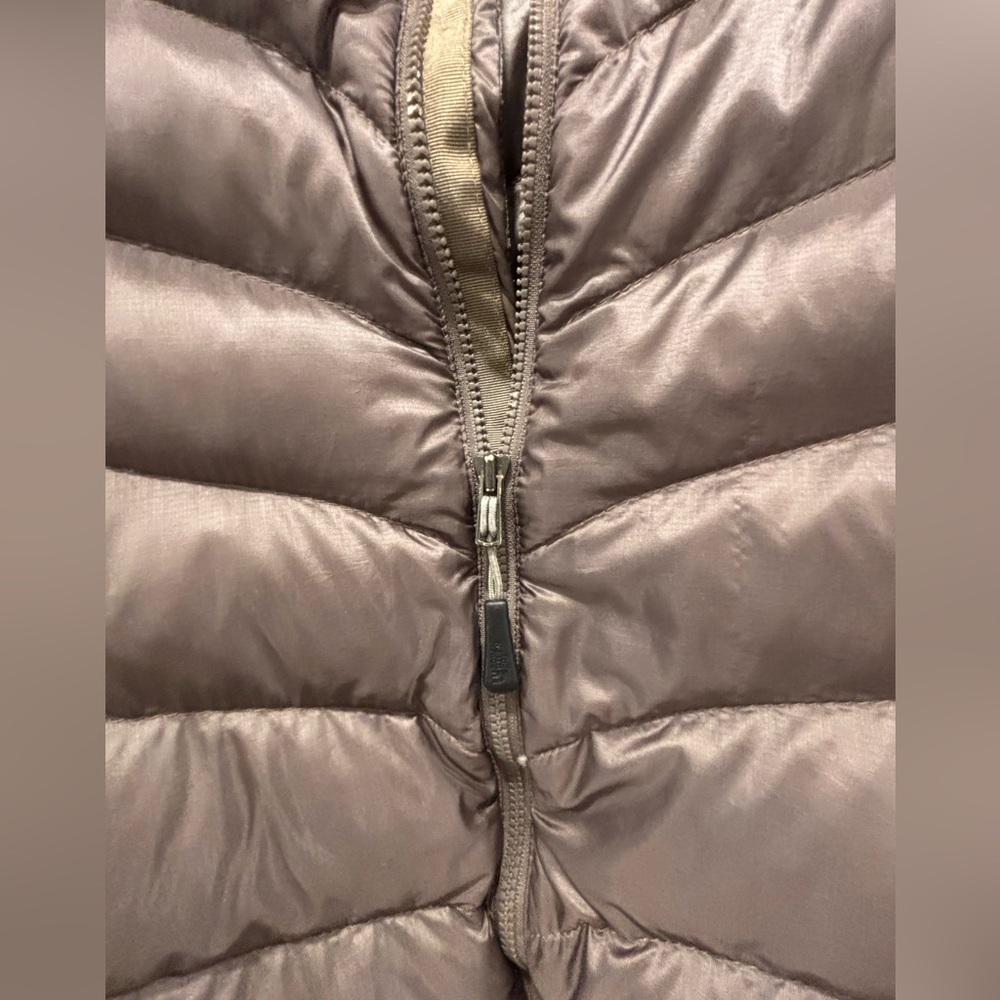 The North Face Gray Puffer Jacket - Picture 3 of 7